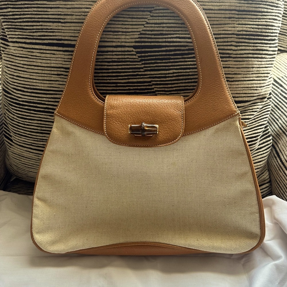Vintage Gucci Tan and Cream Shoulder Bag